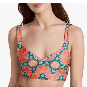 Beyond yoga boho sports bra size M